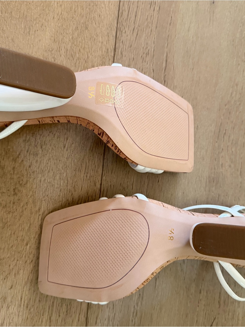NWOT Cecelia Sandals Sz 8.5 - Picture 2 of 3